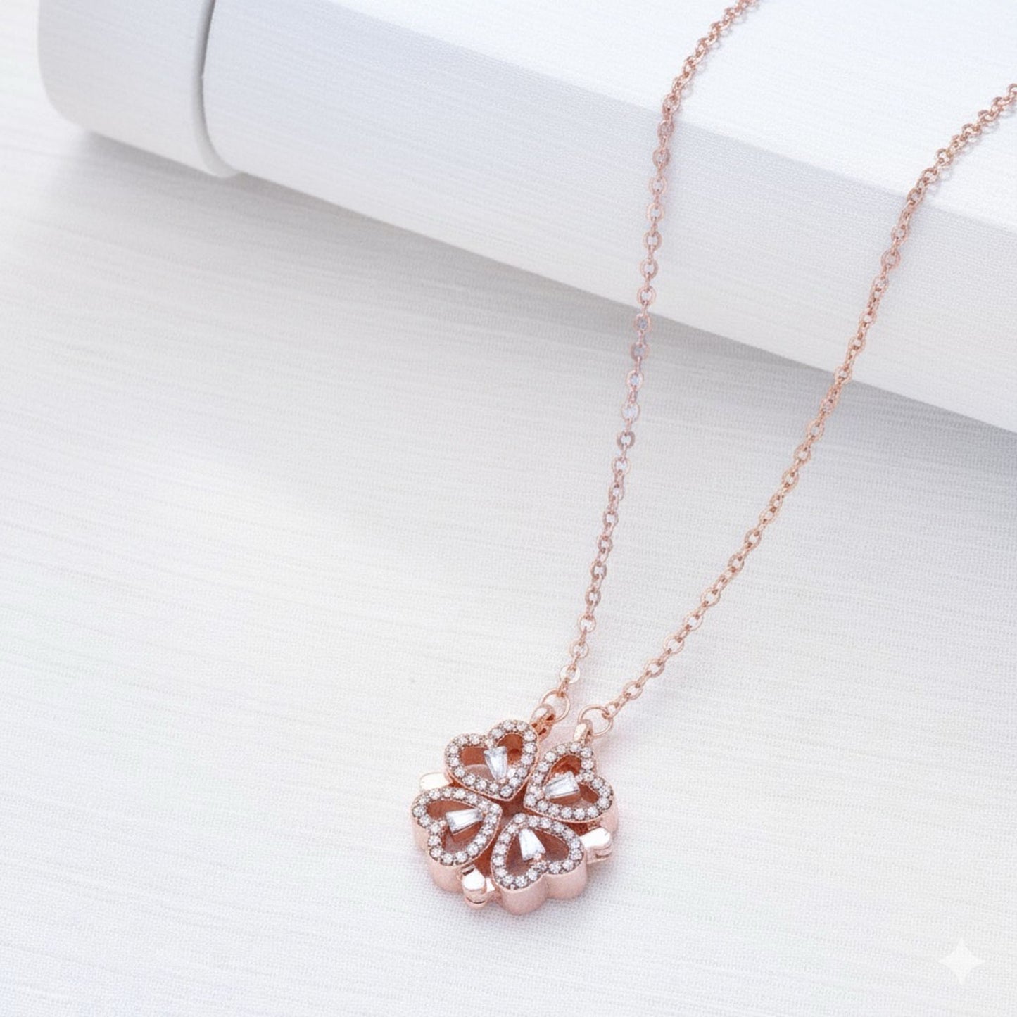 Eternal Clover Necklace — Timeless Symbol of Love & Elegance